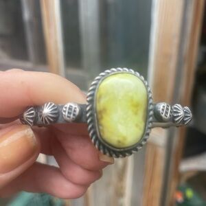 Large Stone Solid Palomino Turquoise & 925 Sterling Silver Cuff🌵